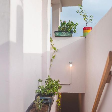 African Vibrations Hostel Osu 아크라 외부 사진