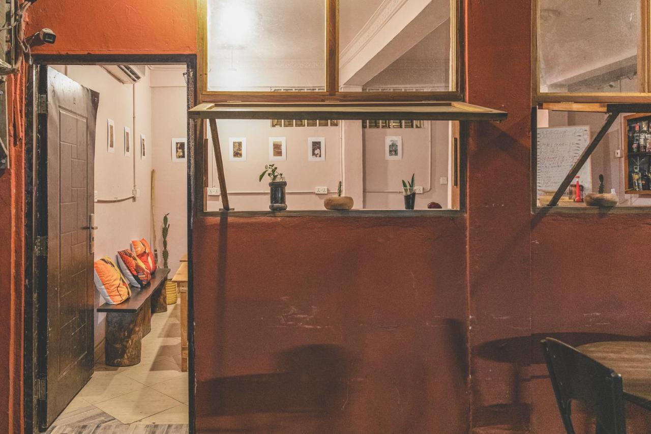 African Vibrations Hostel Osu 아크라 외부 사진
